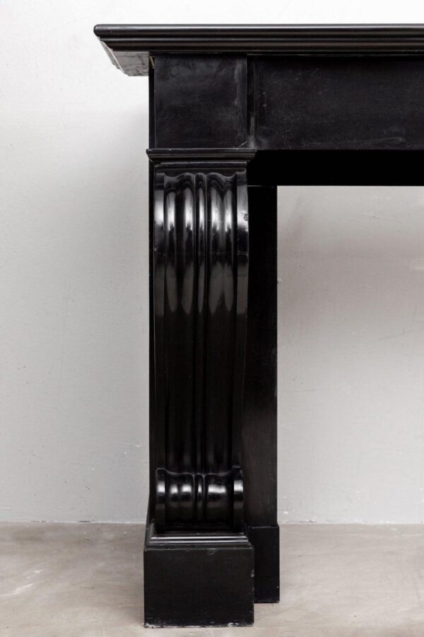 Black marble, surround fireplace, noir de maizy.