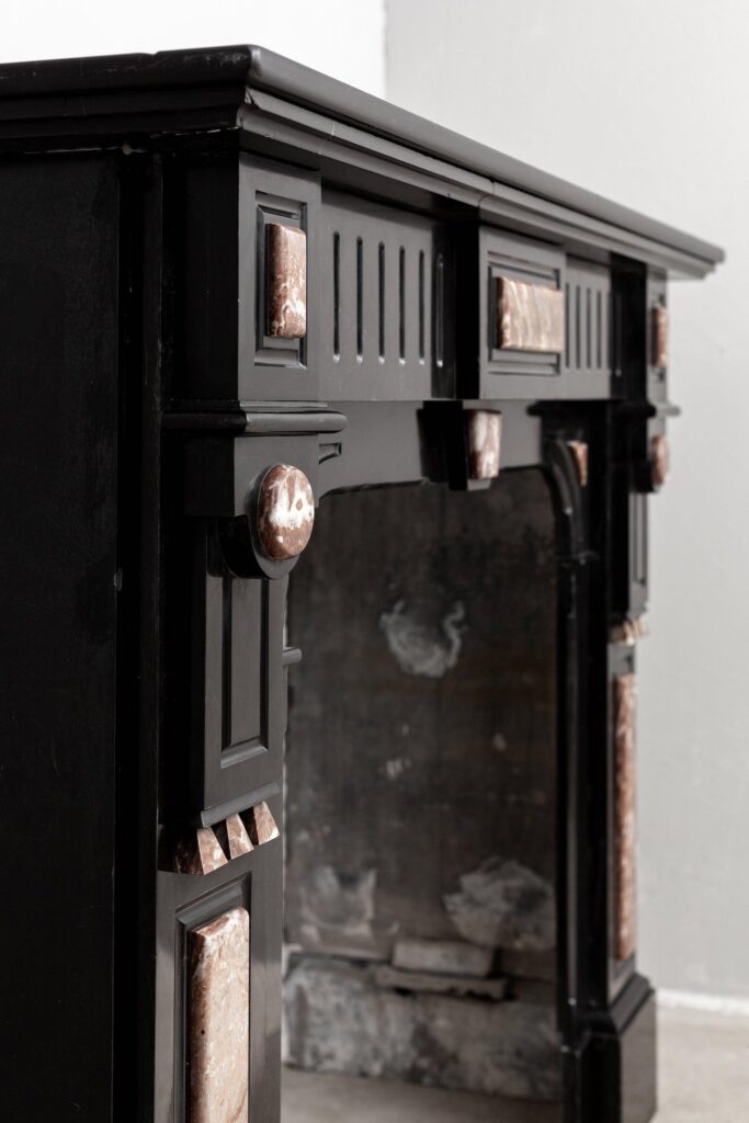 NEOCLASSIC BLACK MARBLE ANTIQUE FIREPLACE