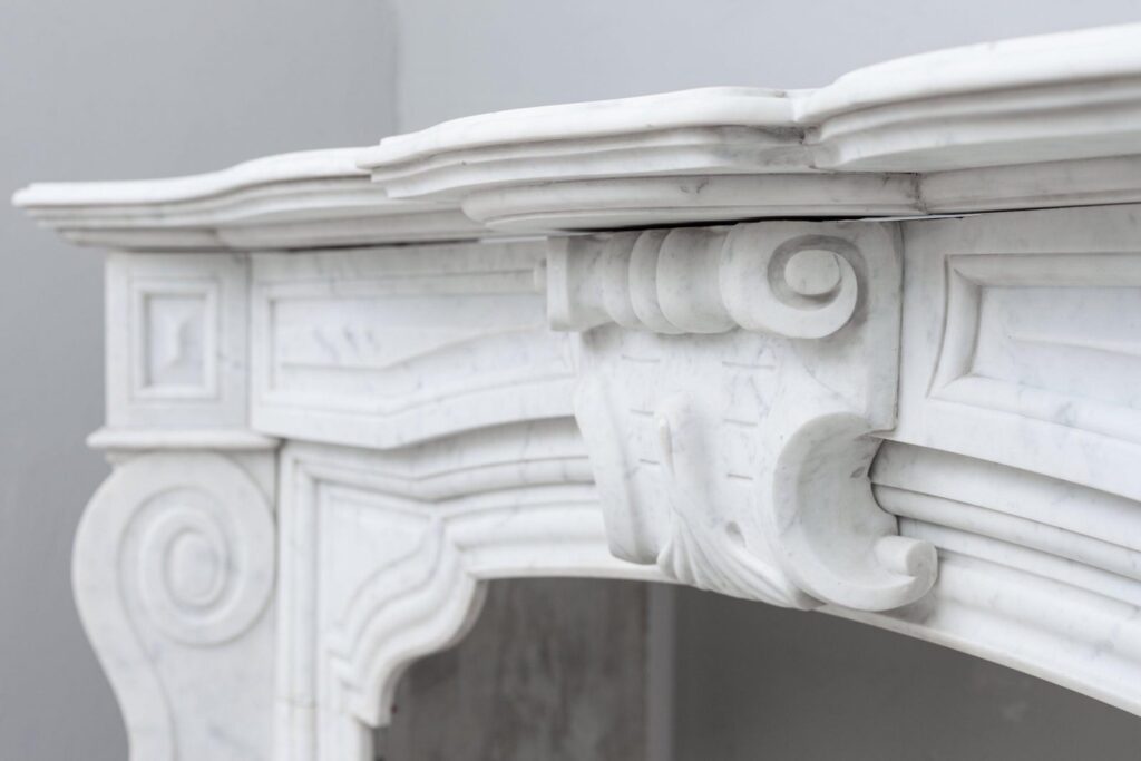 NEOCLASSICISTISCHE WIT MARMEREN ANTIEKE OMLOOP SCHOUW