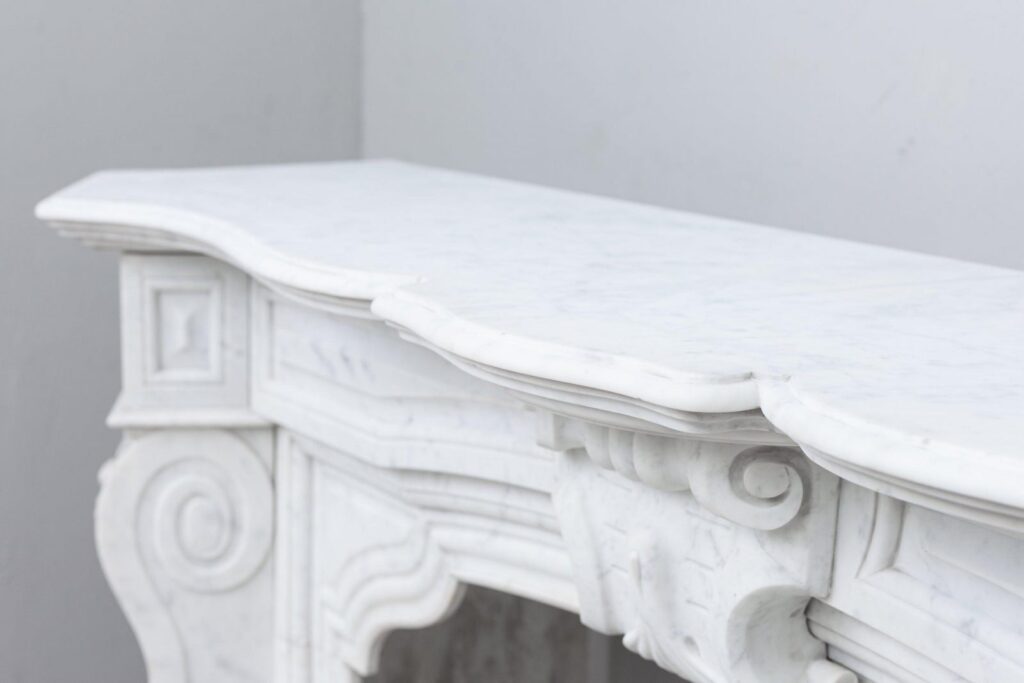 NEOCLASSICISTISCHE WIT MARMEREN ANTIEKE OMLOOP SCHOUW