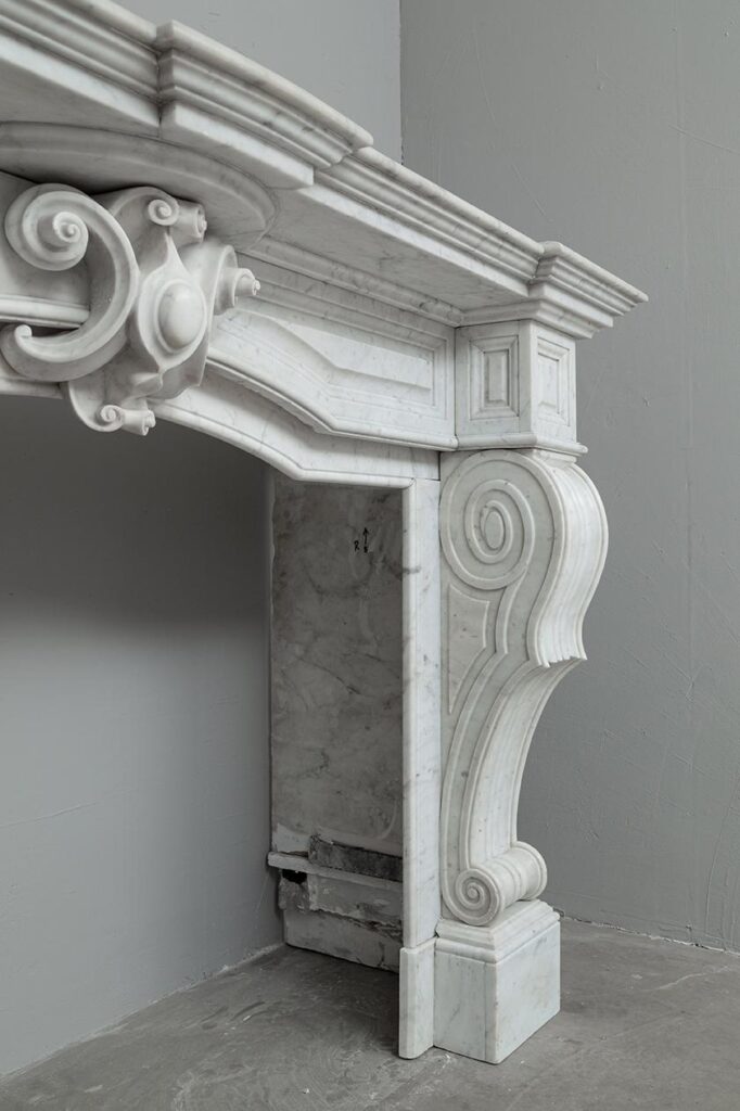 NEOCLASSIC WHITE MARBLE ANTIQUE FIREPLACE
