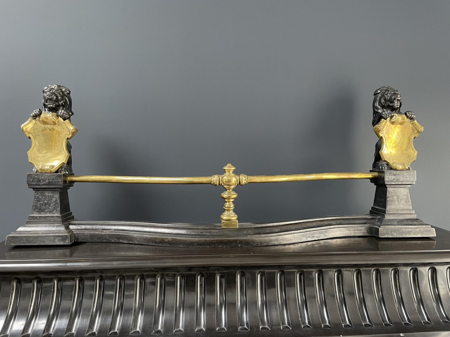 Luxury French Antique Fireplace Fender — detail 1