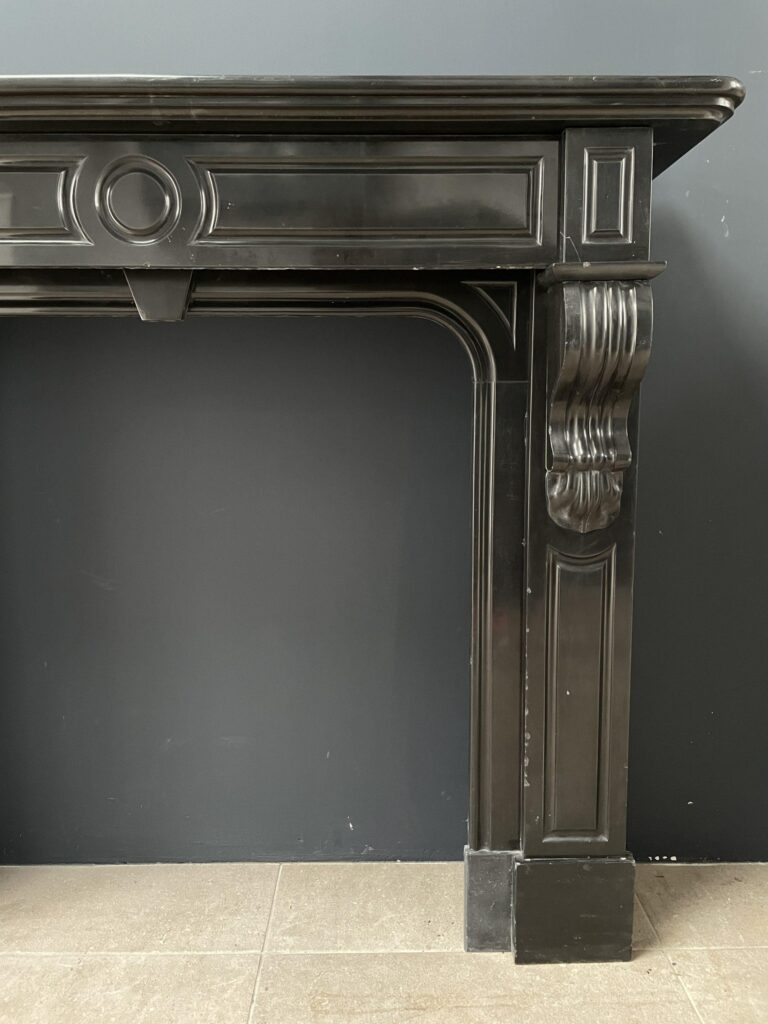 NEOCLASSIC BLACK MARBLE ANTIQUE FIREPLACE (kopie)