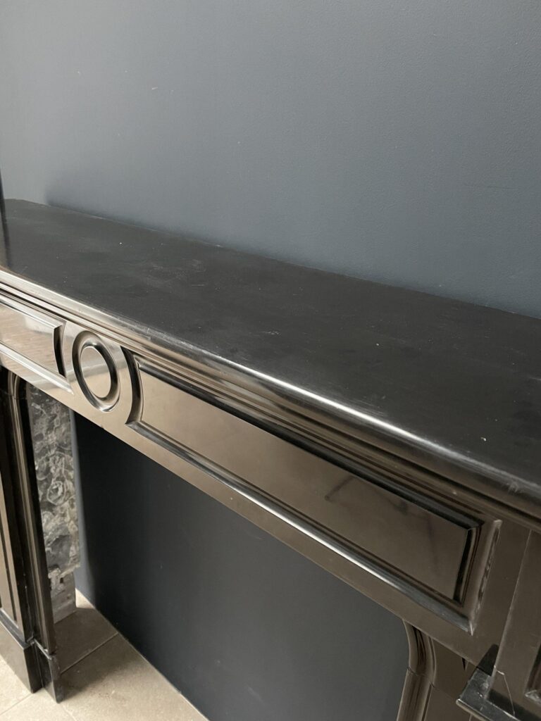 NEOCLASSIC BLACK MARBLE ANTIQUE FIREPLACE (kopie)