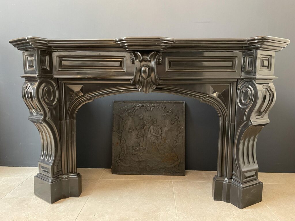 Beautiful Louis XVI Noir de Mazy Antique Circulation Fireplace