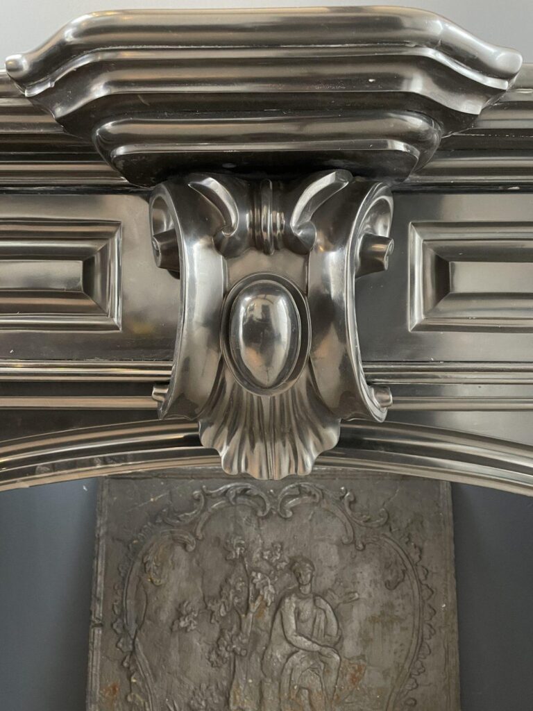 Beautiful Louis XVI Noir de Mazy Antique Circulation Fireplace