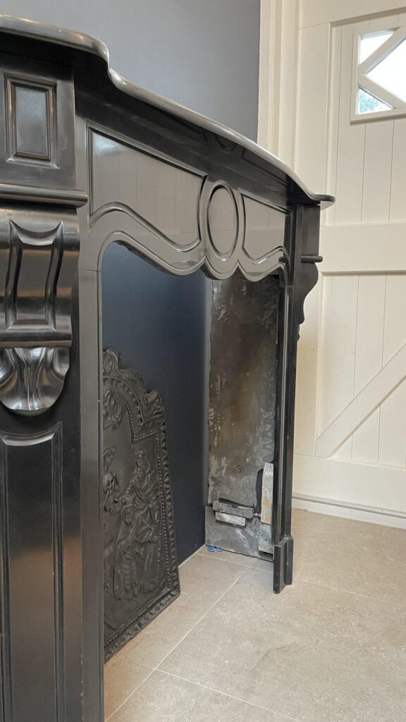 BLACK MARBLE NOIR DE MAZY ANTIQUE FIRE PLACE