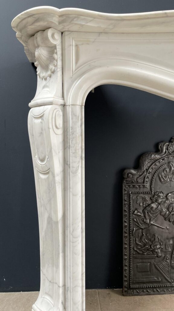 Luxury French Antique Arabescato Marble Circular Fireplace