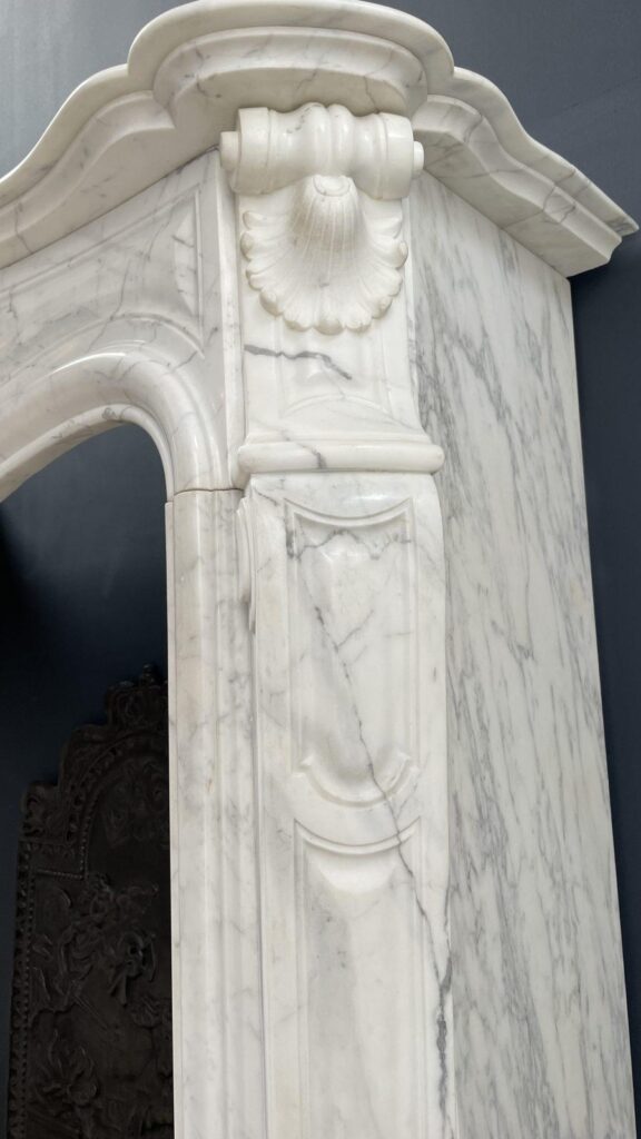 Luxury French Antique Arabescato Marble Circular Fireplace