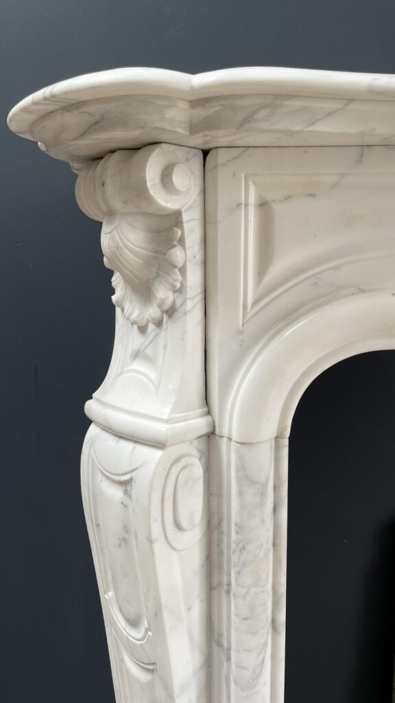 Luxury French Antique Arabescato Marble Circular Fireplace