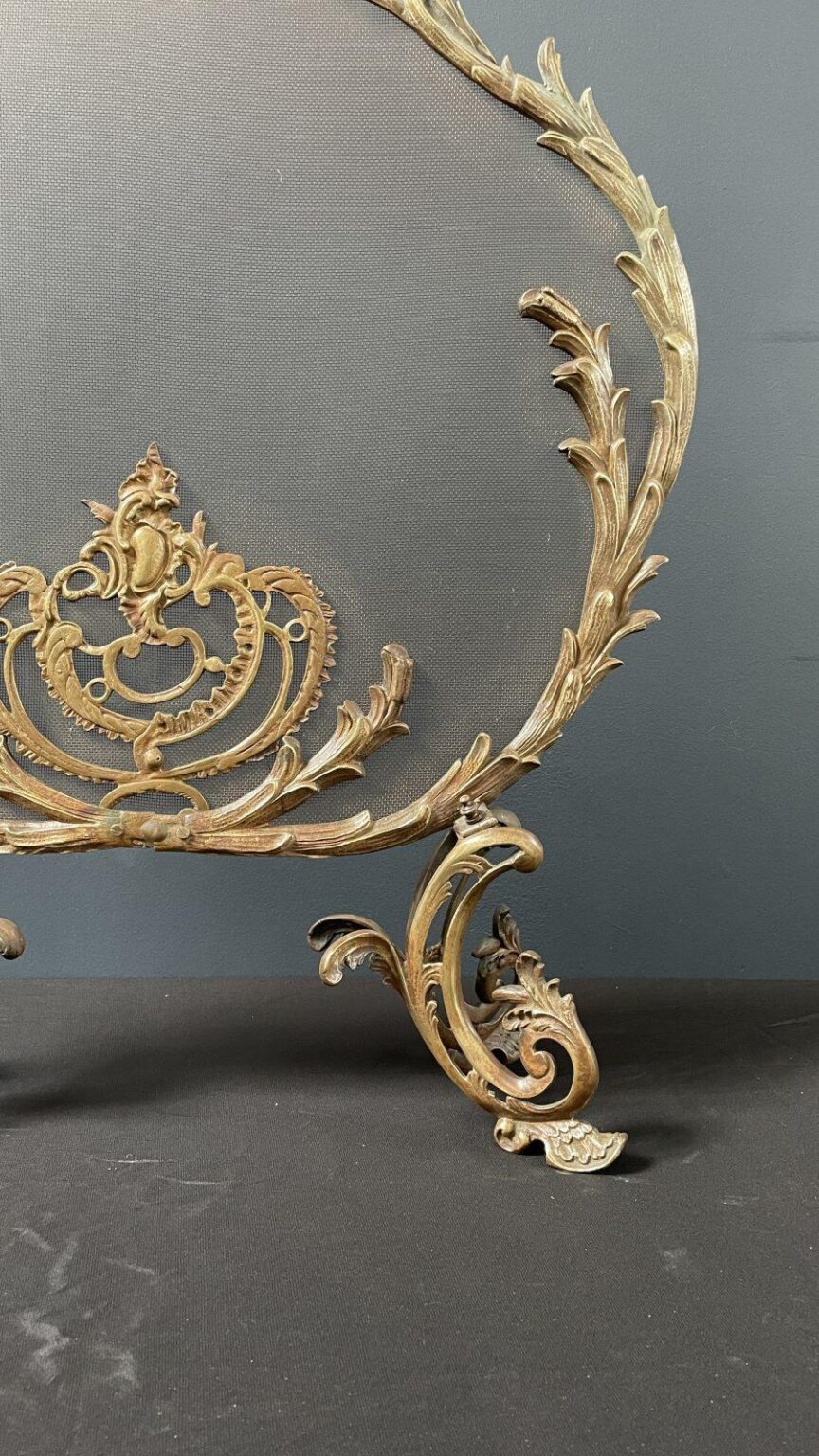Antique Fireplace Screen Spark Screen — detail 2