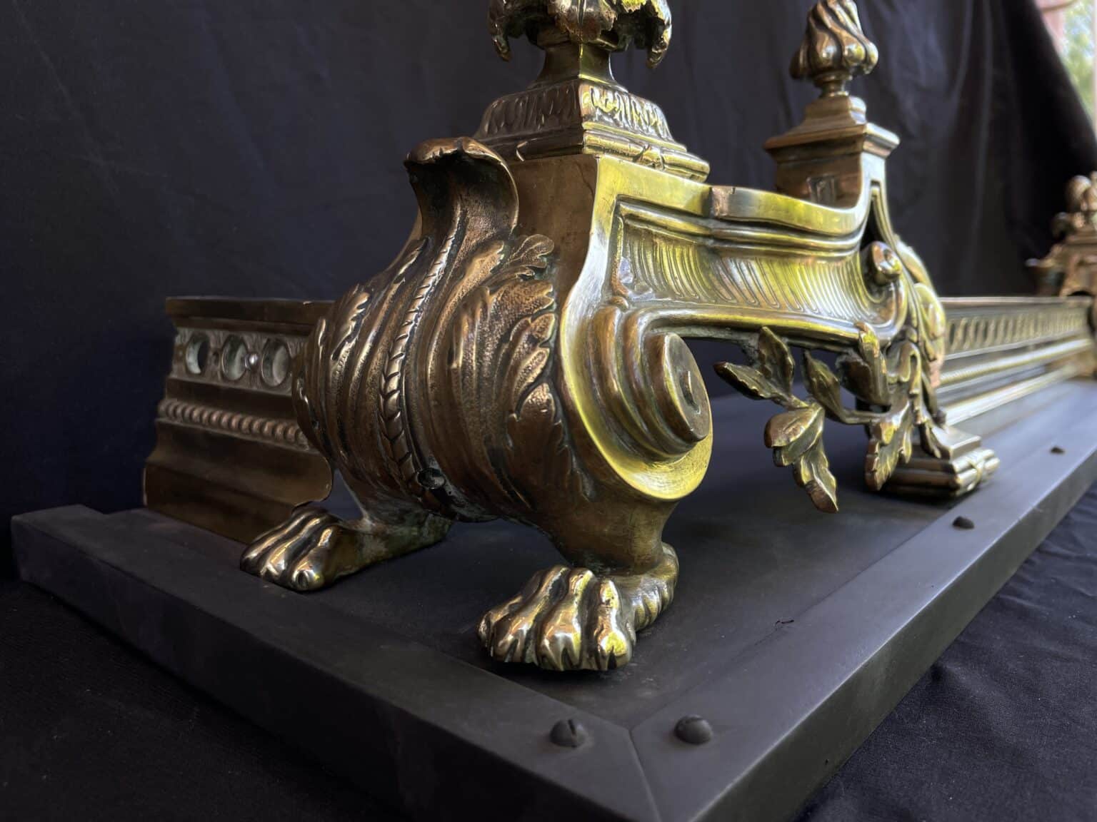 Luxury French Antique Fireplace Fender — detail 1