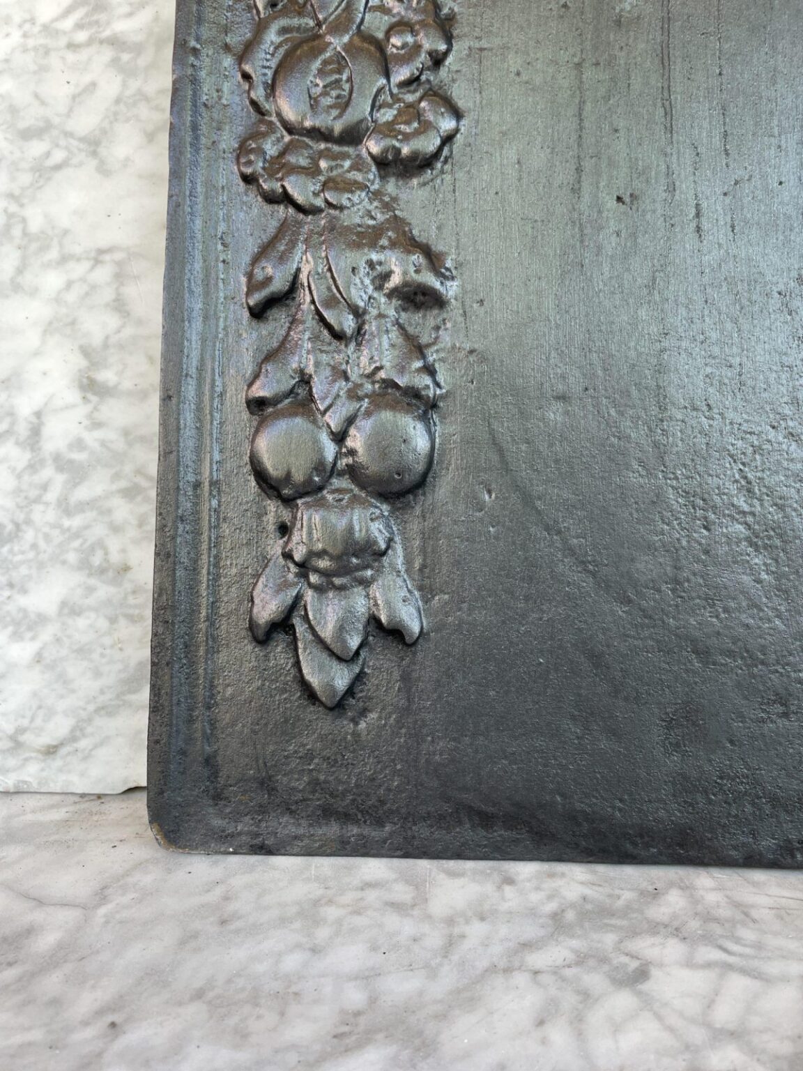 Antique Fireback — detail 2