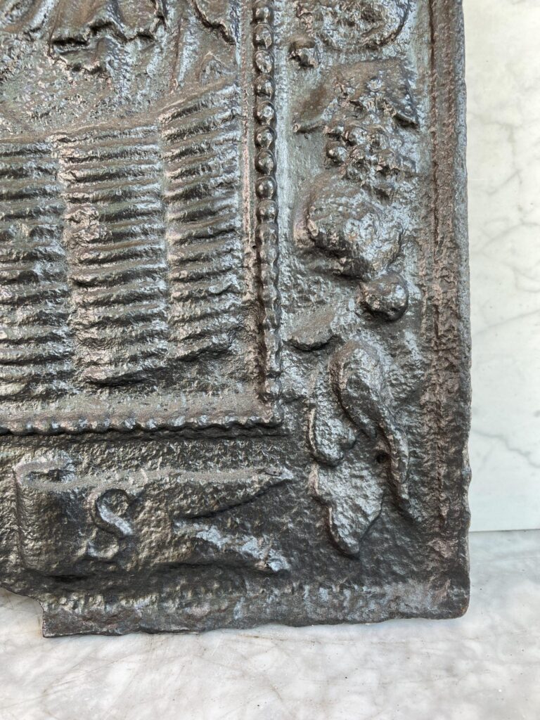 Antique Fireback, Hollandia