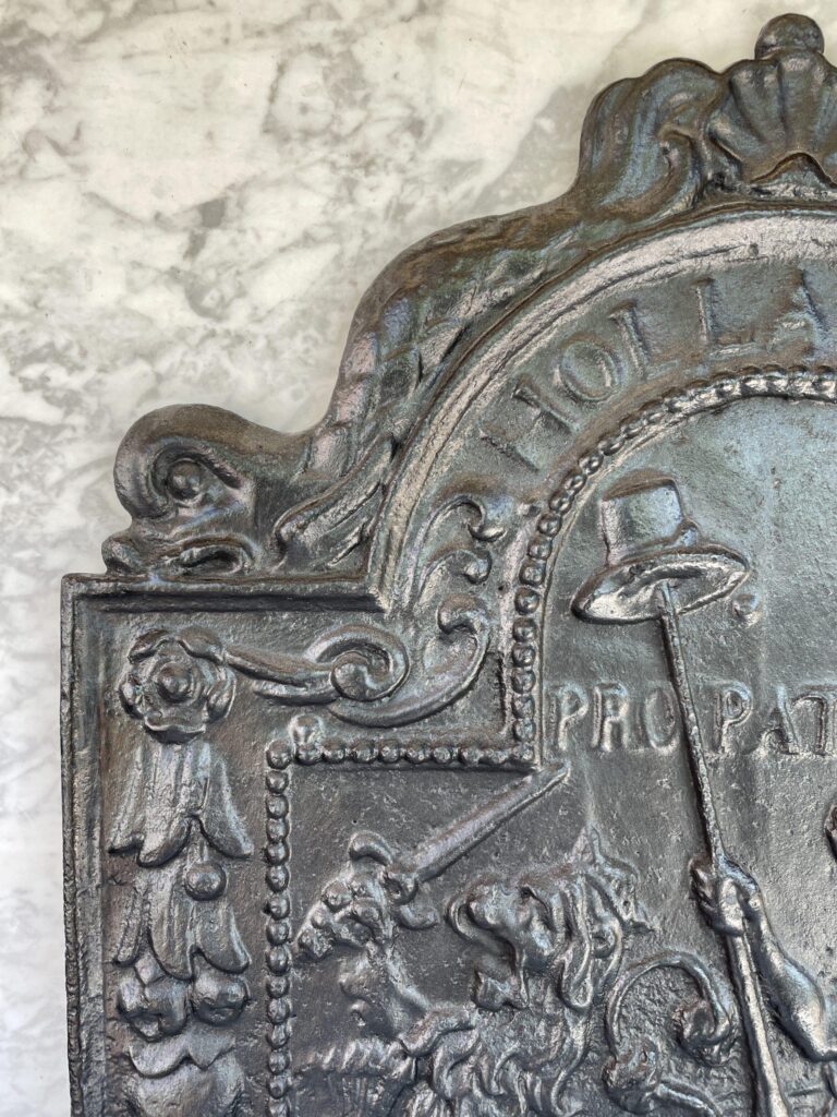 Antique Fireback, Hollandia
