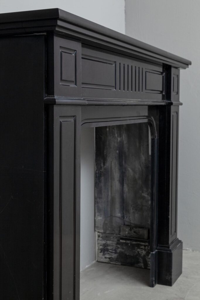 BLACK MARBLE ANTIQUE FIREPLACE MANTEL
