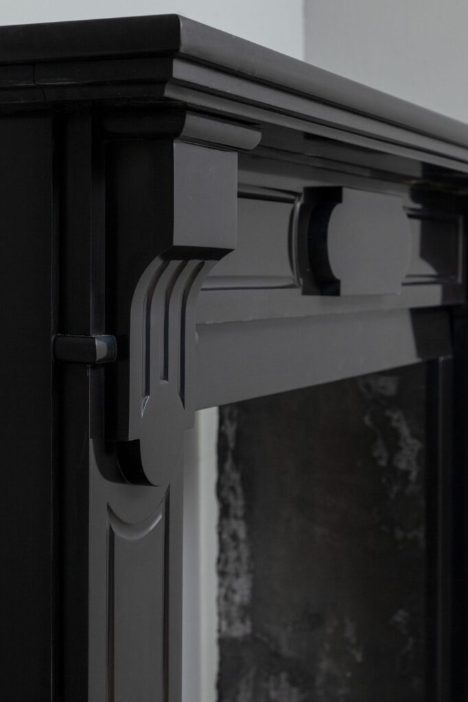 NEOCLASSIC BLACK MARBLE ANTIQUE FIREPLACE
