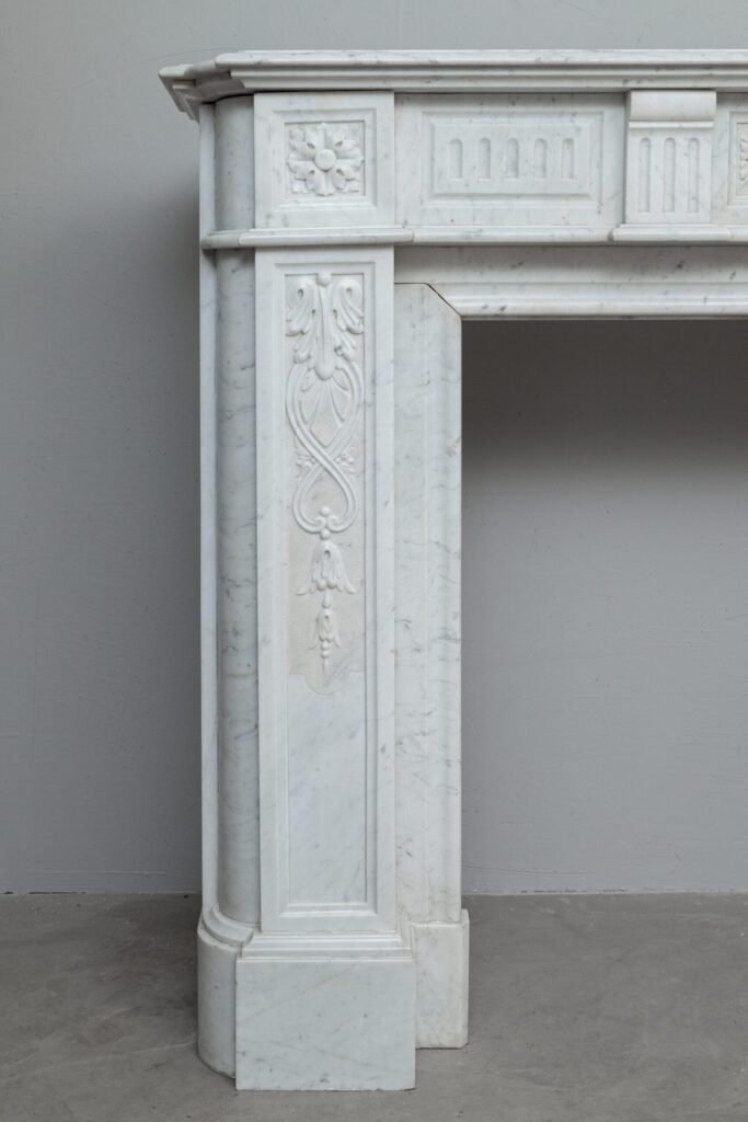 NEOCLASSIC WHITE MARBLE ANTIQUE CIRCULATION FIREPLACE