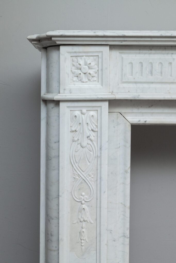 NEOCLASSIC WHITE MARBLE ANTIQUE CIRCULATION FIREPLACE