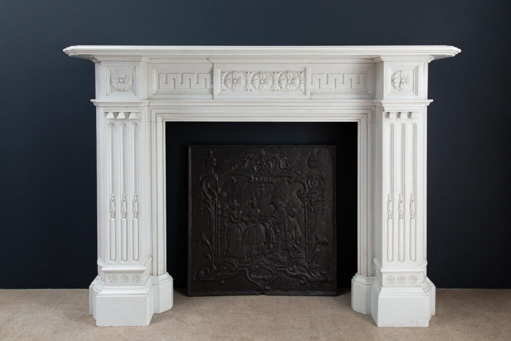 Zeer Exclusieve Helder wit Statuario Marmer Antieke Front Schouw