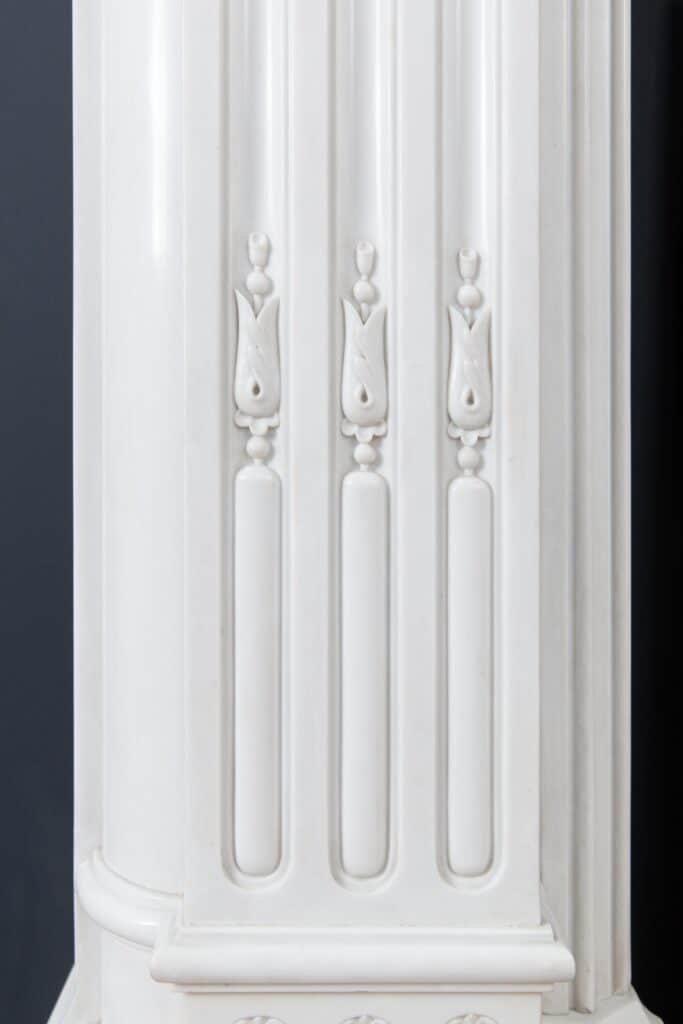 Zeer Exclusieve Helder wit Statuario Marmer Antieke Front Schouw