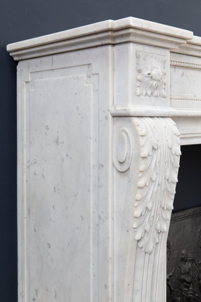 Franse LOUIS XV Carrara Marmer Antieke  Front Schouw