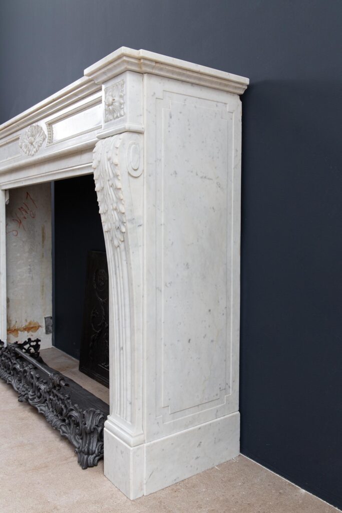 Franse LOUIS XV Carrara Marmer Antieke  Front Schouw