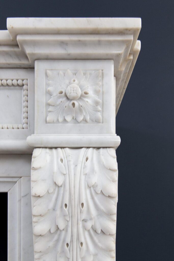 Franse LOUIS XV Carrara Marmer Antieke  Front Schouw