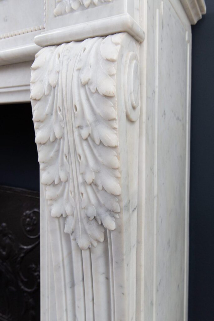 Franse LOUIS XV Carrara Marmer Antieke  Front Schouw
