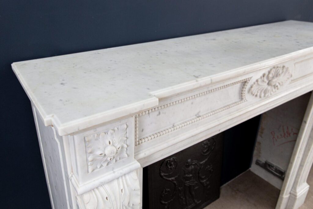 Franse LOUIS XV Carrara Marmer Antieke  Front Schouw