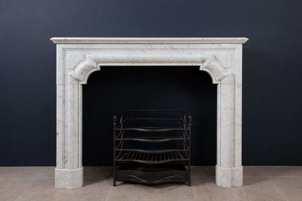 Franse Carrara Marmeren Antieke Front Schouw