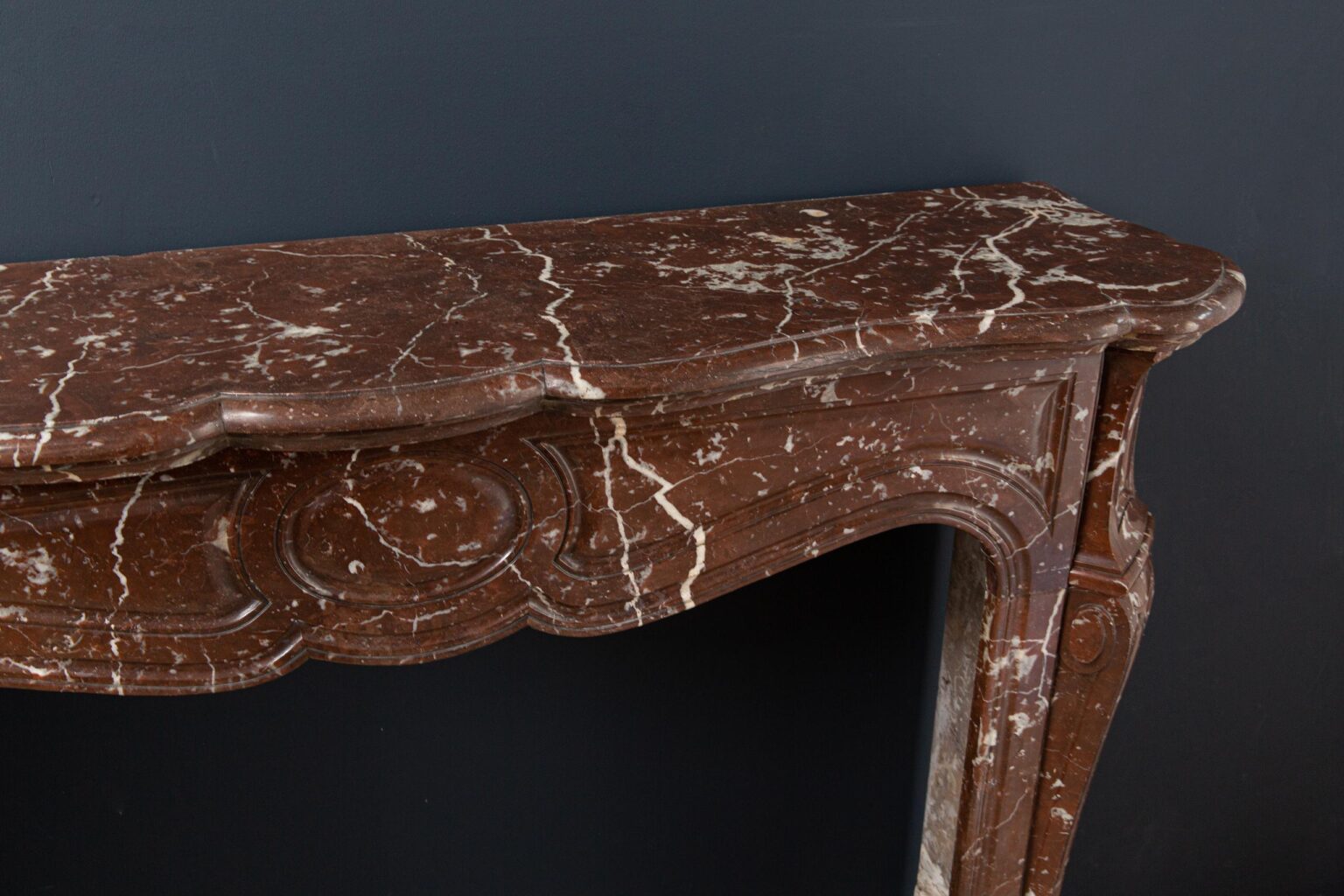 Red Marble Antique Pompadour Front Fireplace — detail 1