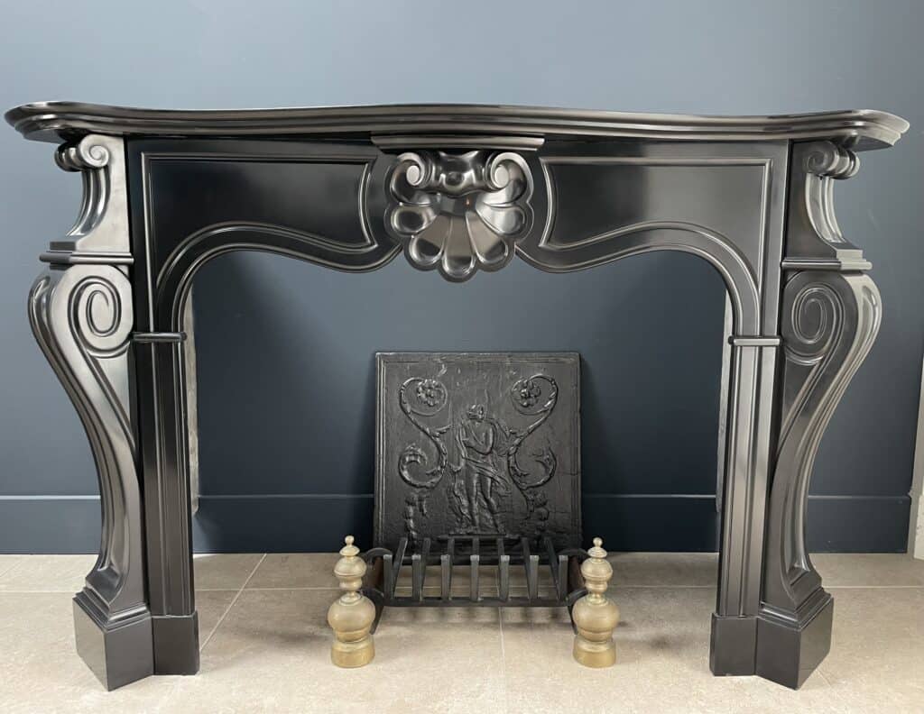 Black Marble Antique Circular Fireplace in Noir de Mazy