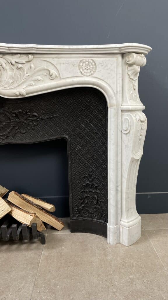 Luxury Antique French Front Shell Fireplace With Cast Iron Inset Fireplace