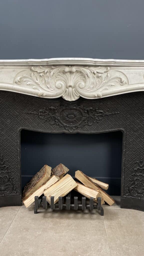 Luxury Antique French Front Shell Fireplace With Cast Iron Inset Fireplace