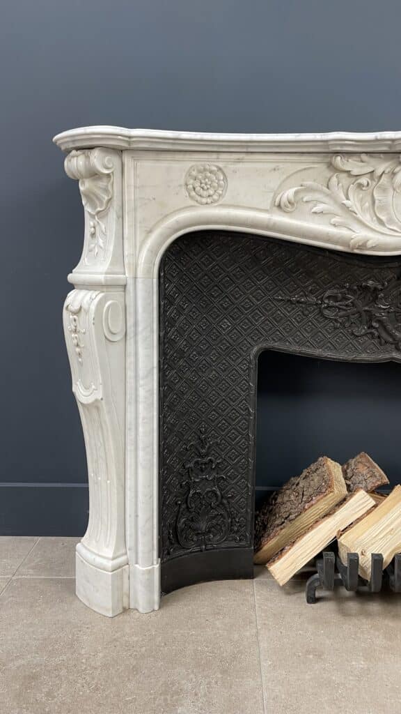 Luxury Antique French Front Shell Fireplace With Cast Iron Inset Fireplace