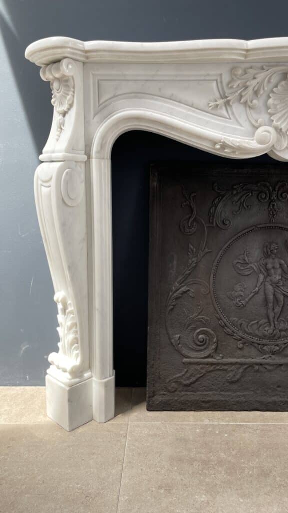 Witte Frontschouw Carrara Marmer — detail 1