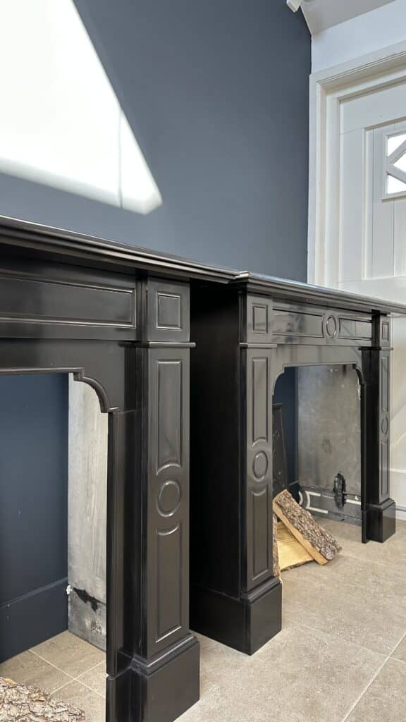Set of Two Antique Circular Fireplaces in Noir de Mazy Marble