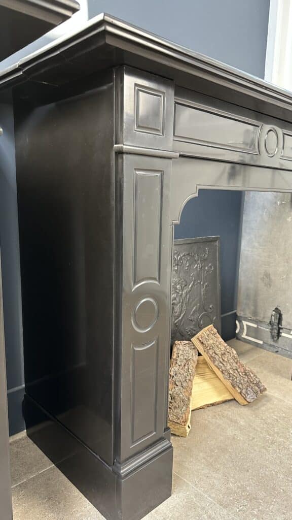 Set of Two Antique Circular Fireplaces in Noir de Mazy Marble