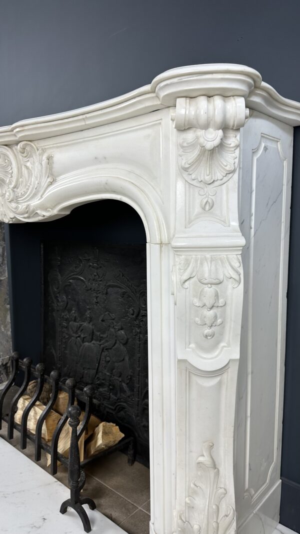 Antieke Franse Schelp Schouw Antqiue Marble Fireplace