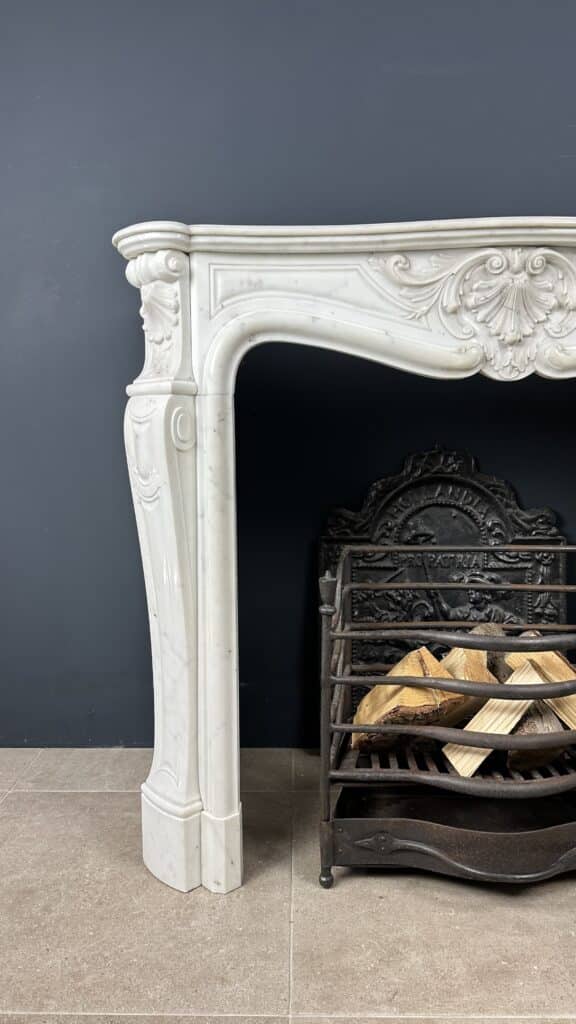 Elegante Witte Antieke Marmeren Omloopschouw
