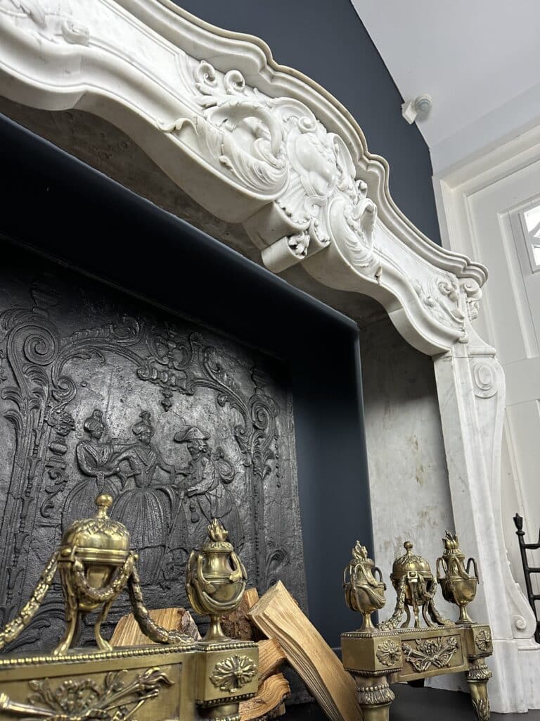 Exclusieve Antieke Louis XV Carrara Wit Marmeren Schouw