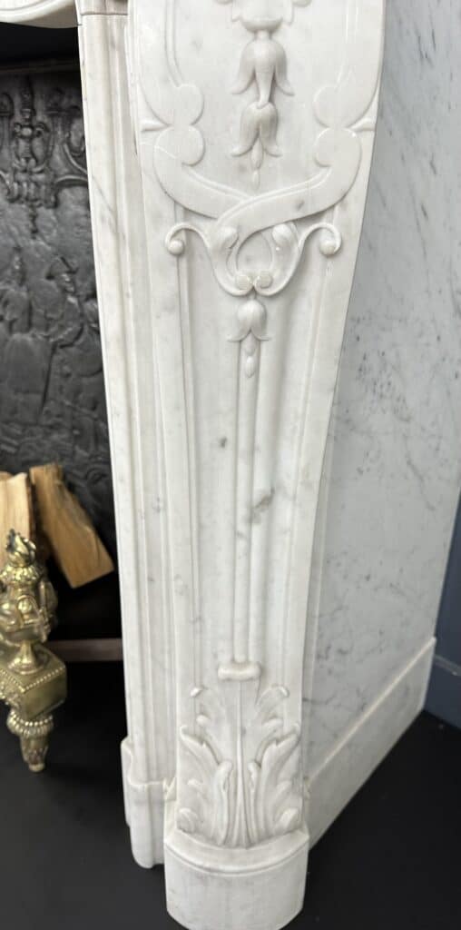 Exclusieve Antieke Louis XV Carrara Wit Marmeren Schouw