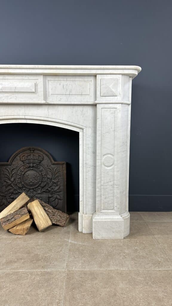 Distinctive Antique Circular Fireplace with Round Consoles in White Carrara Marble