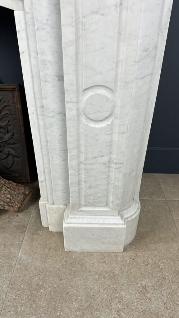 Distinctive Antique Circular Fireplace with Round Consoles in White Carrara Marble