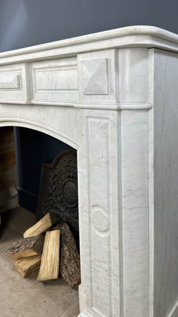 Distinctive Antique Circular Fireplace with Round Consoles in White Carrara Marble