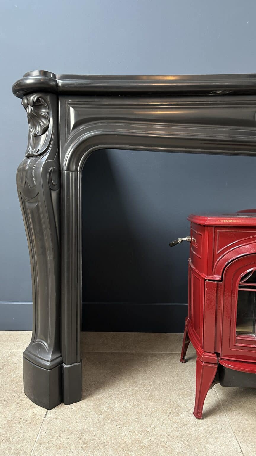 Magnificent Wide Louis XV Antique Circular Fireplace in Black Marble — detail 2
