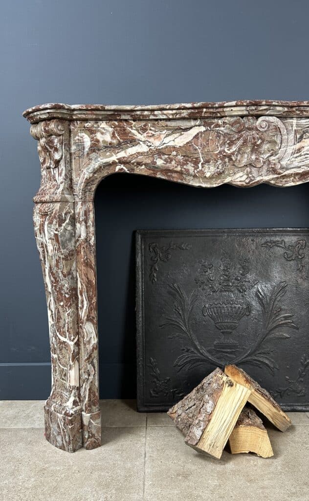 Antique Trois Coquilles Front Fireplace in Red-Brown Marble