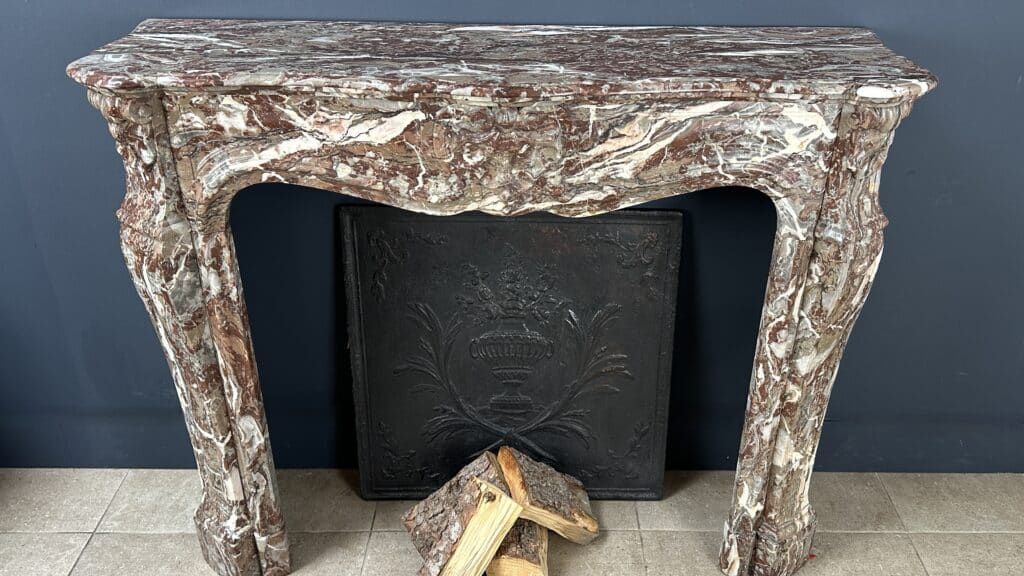 Antique Trois Coquilles Front Fireplace in Red-Brown Marble