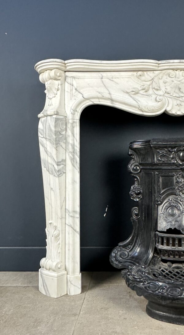 Schelp schouw arabescato mantel